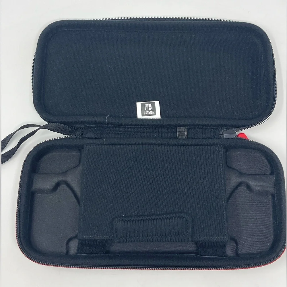 NINTENDO: Switch Protective Travel Case. Black/Red